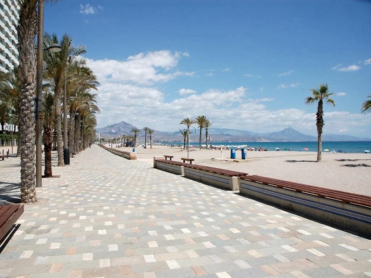 Perfect Apartment Near The Beach アリカンテ エクステリア 写真