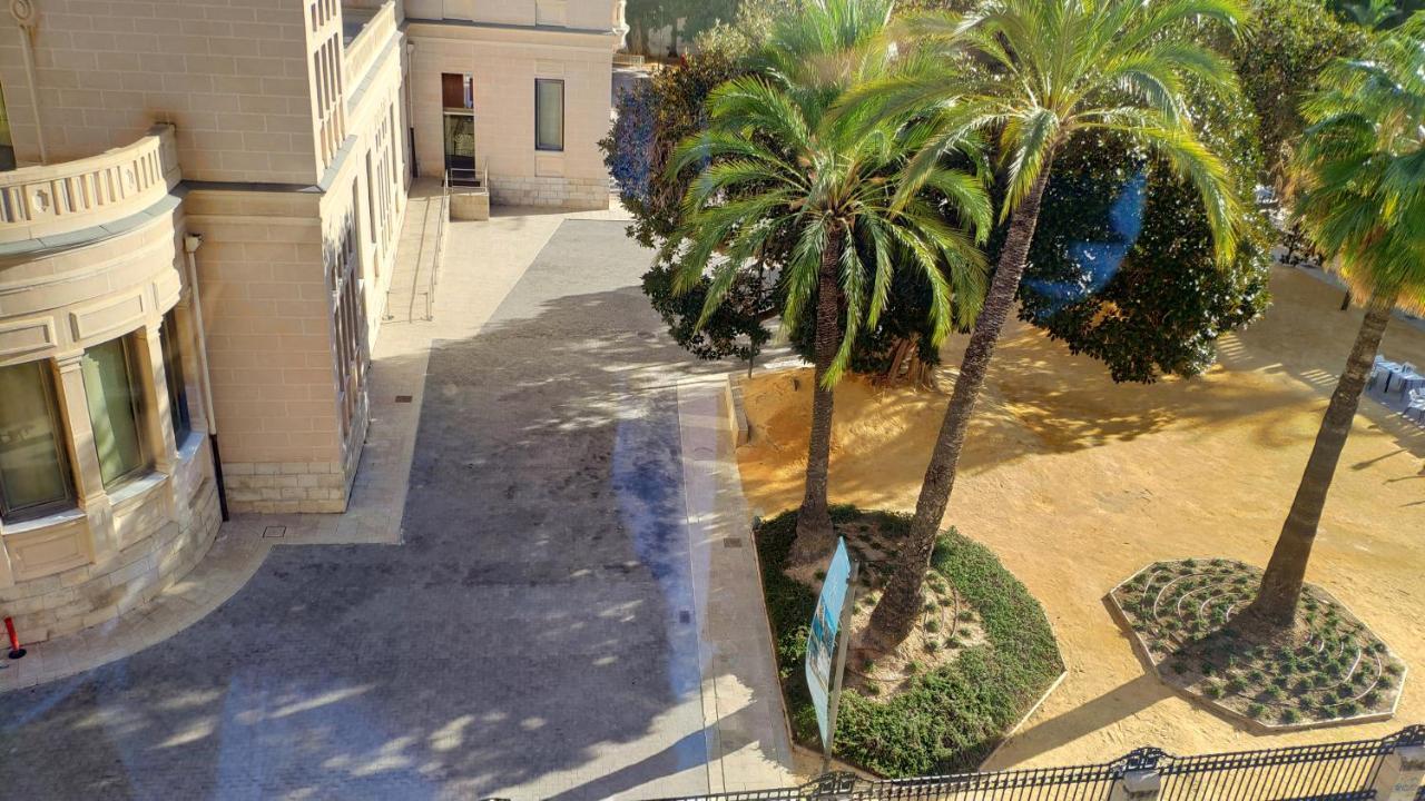 Perfect Apartment Near The Beach アリカンテ エクステリア 写真